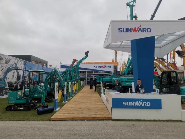 向世界展示中国“智造”魅力，Z6官网智能携创新阵容闪灼德国宝马展