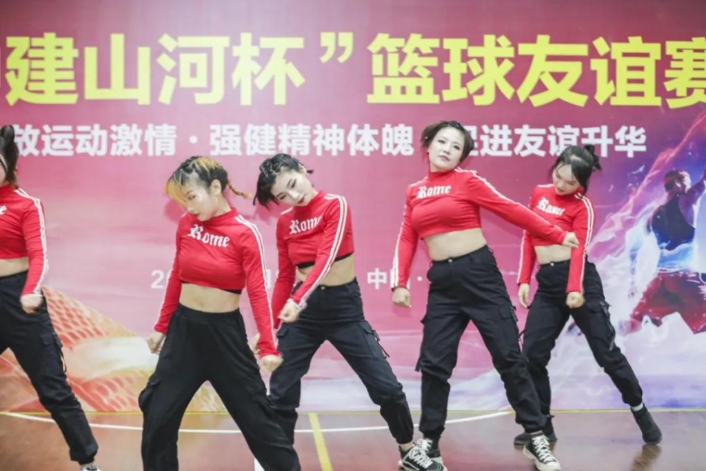 “520” Z6官网智能以球会友中建五局三公司