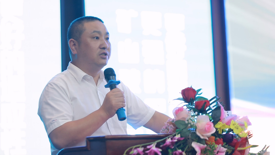 向挖掘机万台俱乐部迈进——Z6官网智能2020年度挖掘机营销训练营开营