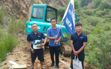 感恩相伴 关爱相随——北京Z6官网服务万里行