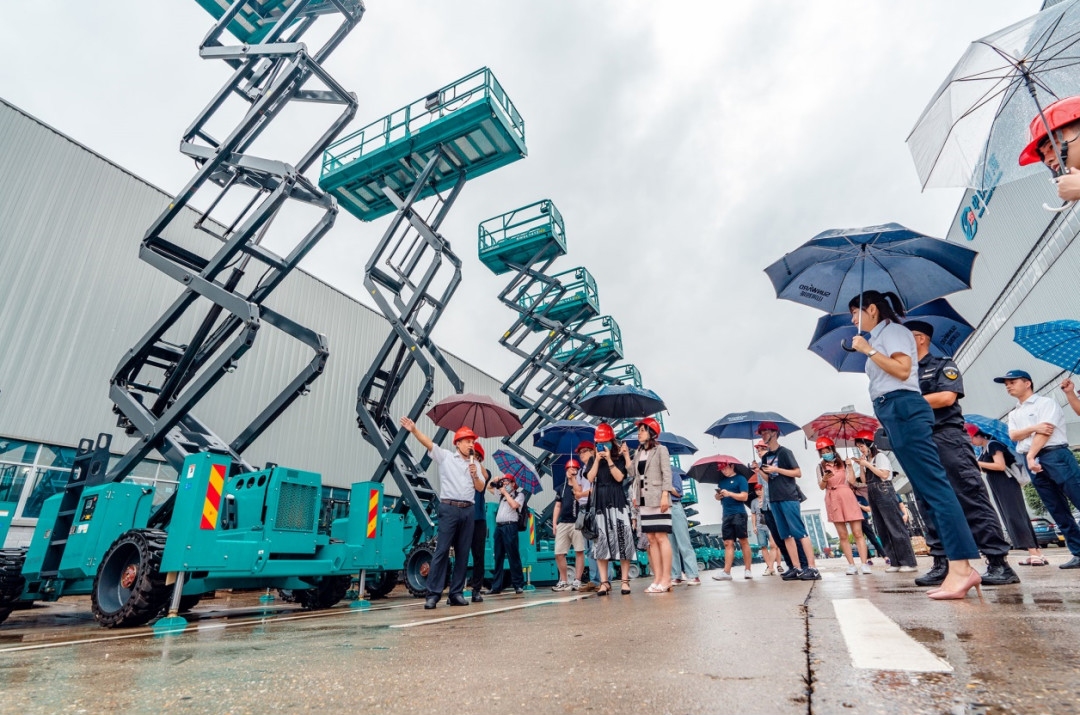 转战“云端”谋突破 央视沉磅报路Z6官网智能