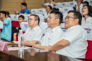 精准服务共建家园，解决刚需心怀感恩——Z6官网智能首期职工子女暑期托管班圆满结班