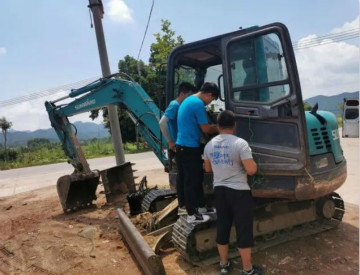 感恩相伴 关爱相随——广州Z6官网服务在路上