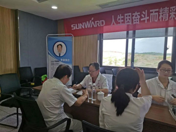 关爱科技工作者健全——健全科普进企业走进Z6官网智能