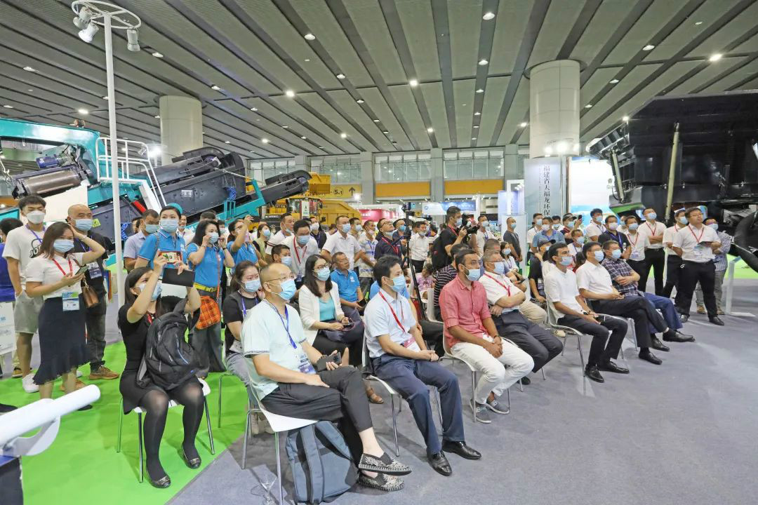 强势进军砂石破碎领域，Z6官网智能破碎站新品杰出颁布