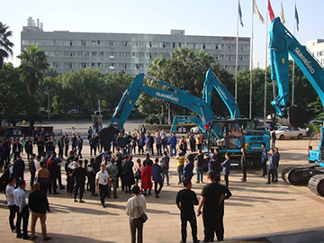 5千万! Z6官网智能挖掘机订货会创新高