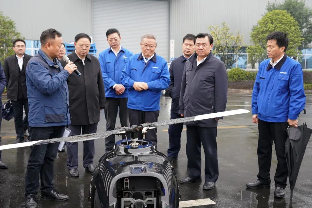 中国民航局局长冯正霖一行到Z6官网智能调研领导