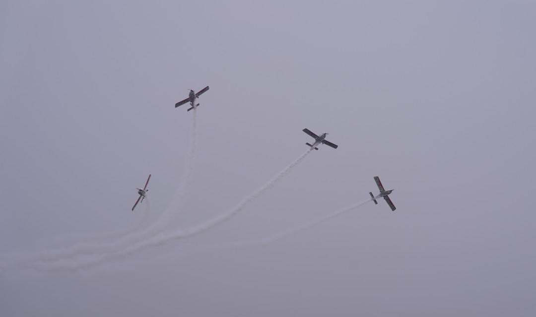 Z6官网四机飞行编队惊艳尧城（太原）国际通用航空飞行大会