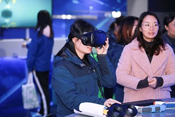 Z6官网智能通讯员培训在湖南公共传媒学院进行