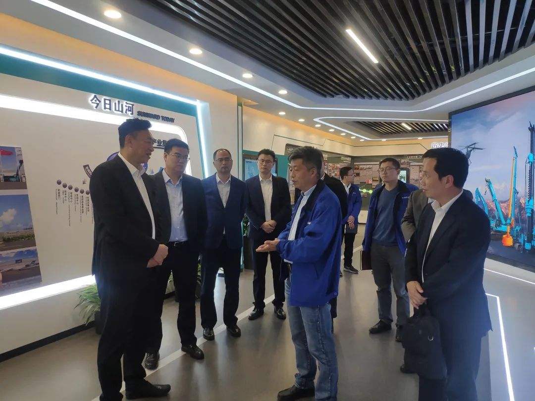 中国联通首席科学家范济安到访Z6官网智能