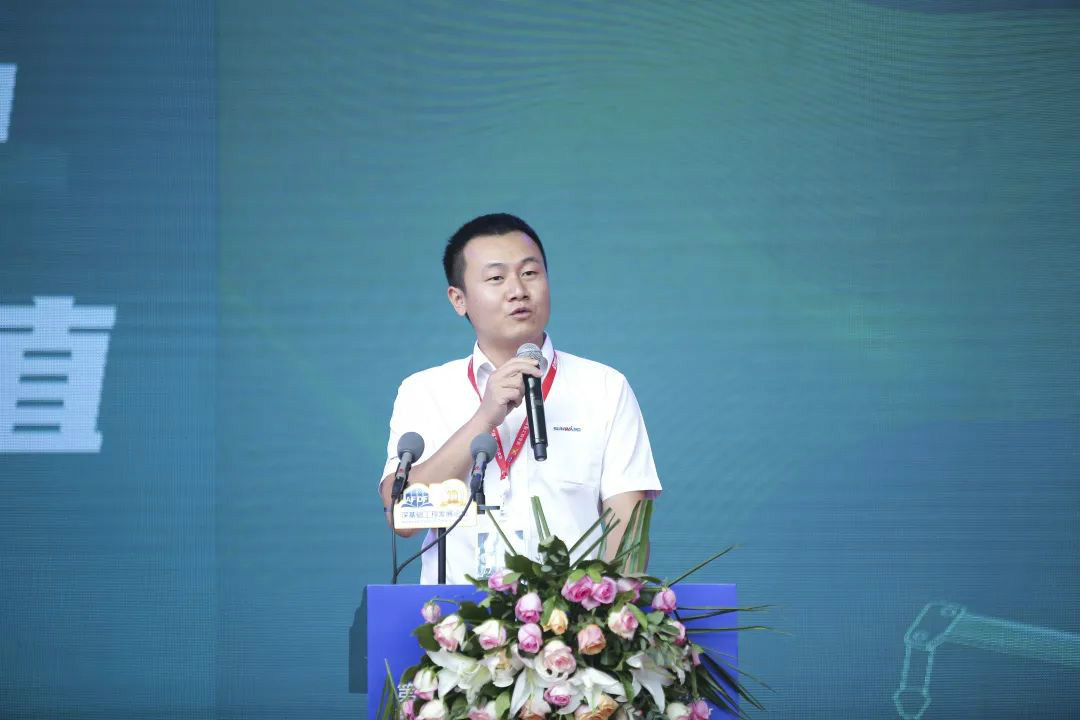 Z6官网智能全国客户互换会在深基础工程发展论坛会场进行