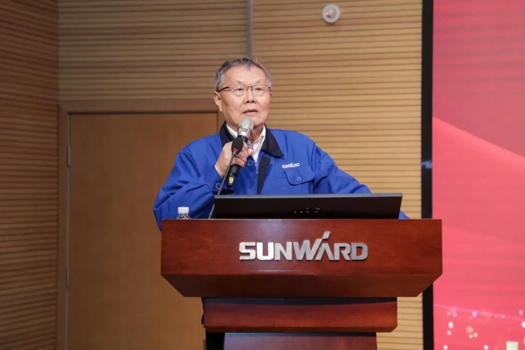 Z6官网智能中高层干部晚间集钟装充电”