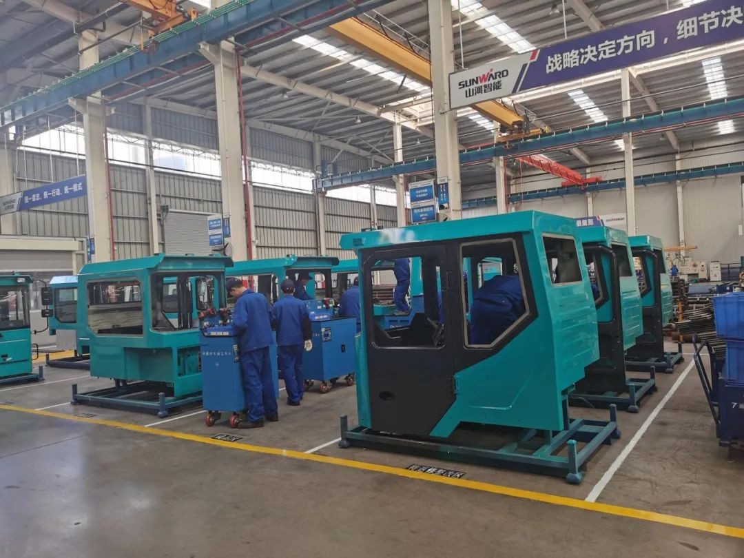 Z6官网智能SWK90矿卡驾驶室顺利发货，开发快率刷新纪录