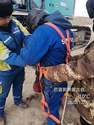 Z6官网旋挖钻机在“殒命之海”谱写新篇章