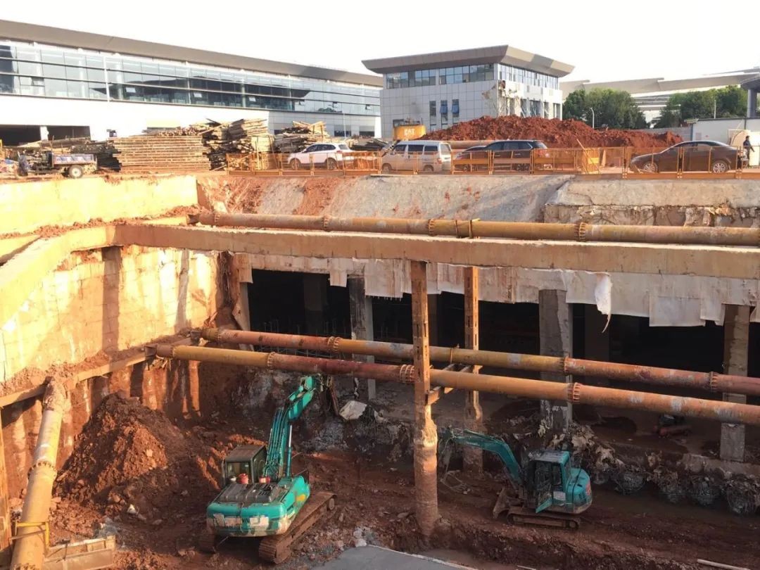 超强施工组合！Z6官网智能助力长沙地铁6号线建设