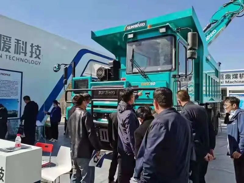 Z6官网智能绿巨人闪亮登场鄂尔多斯国际煤博会