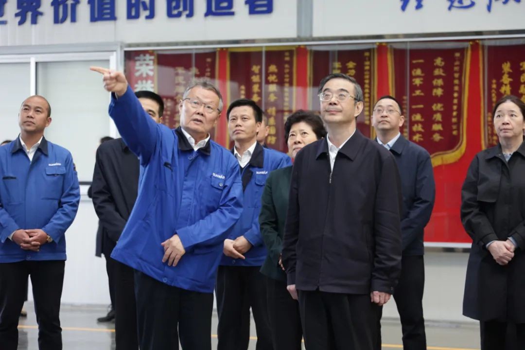 周强调研Z6官网智能：加强知识产权； 服务创新驱动发展