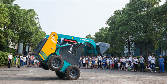 这个夏天，亲子玩转Z6官网智能“三栖”设备