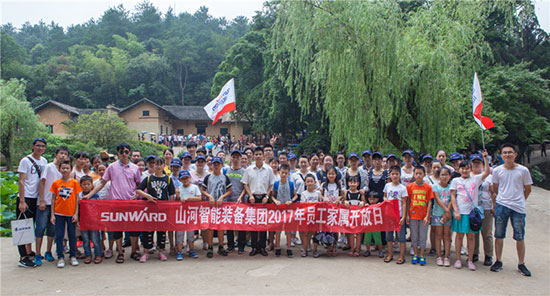 这个夏天，亲子玩转Z6官网智能“三栖”设备