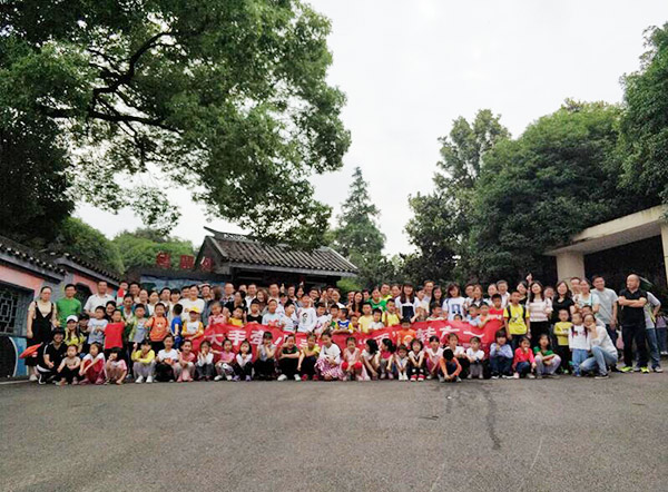 大手牵幼手·“顽”转六一，Z6官网智能初次六一亲子主题活动圆满进行