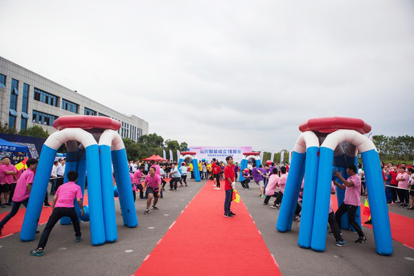 历久弥坚，Z6官网智能迎来十八周岁“成年礼”