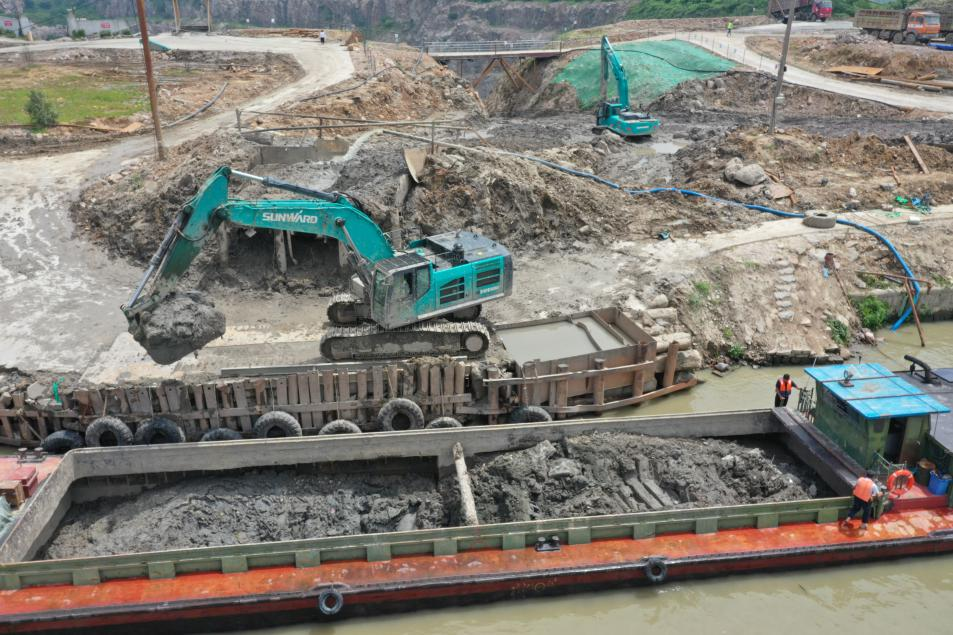 初心源地，Z6官网智能挖掘机实力大显 | 百年风华筑锦绣Z6官网（1）