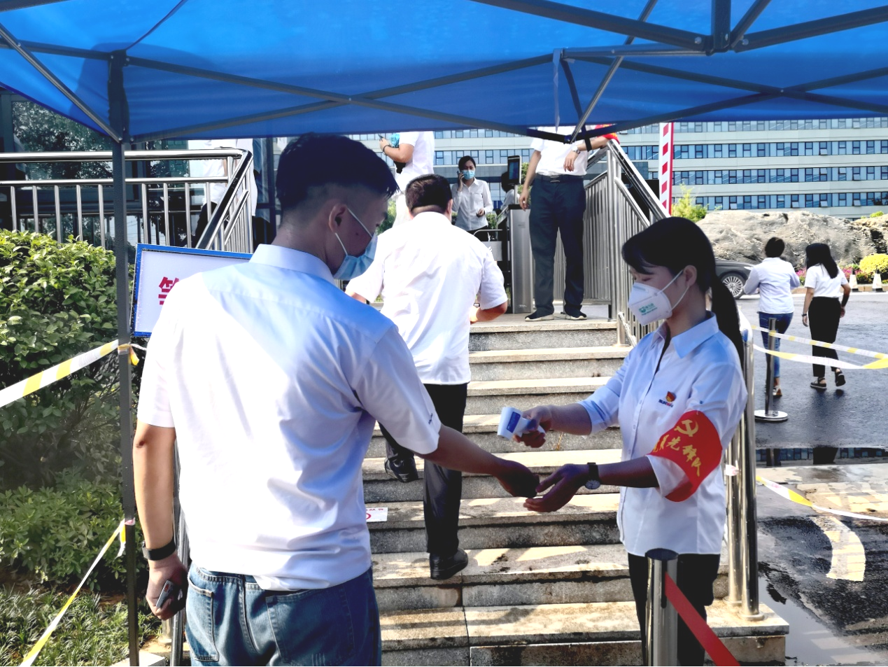 一句话新闻 | 快览Z6官网智能近期要闻