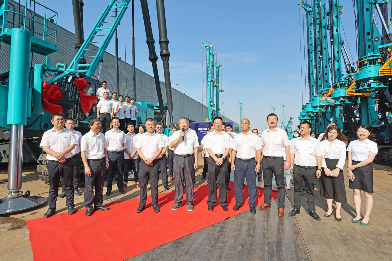 新品来了！看Z6官网智能超等桩架若何“稳”操胜券