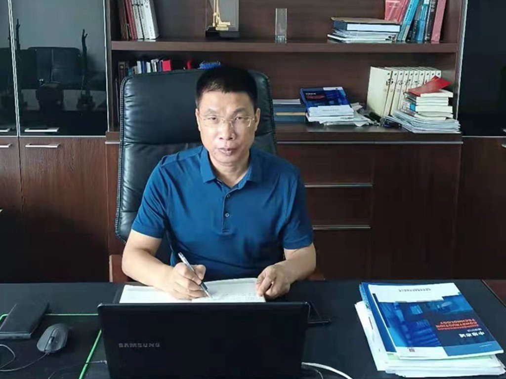 缘起Z6官网 | 奋斗三十载！他以“Z6官网”铸Z6官网