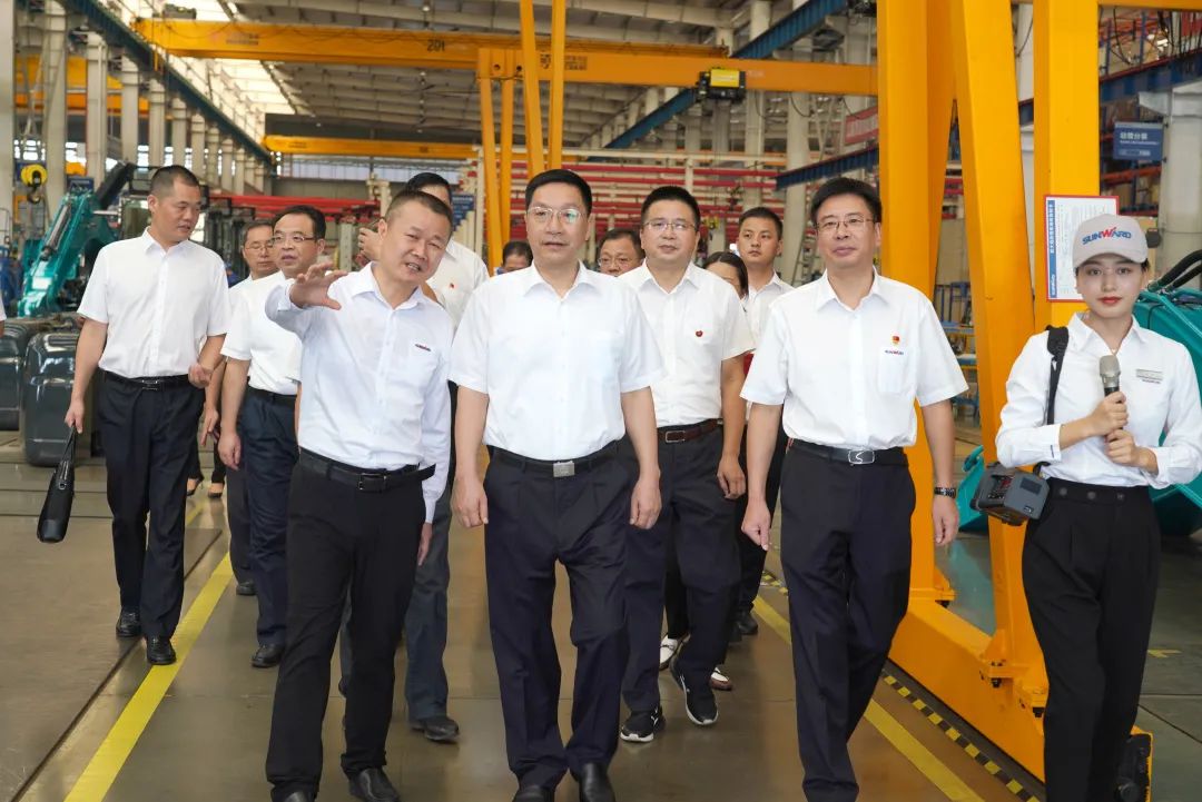 湖南省委常委、省纪委书记、省监委代理主任王双全调研Z6官网智能