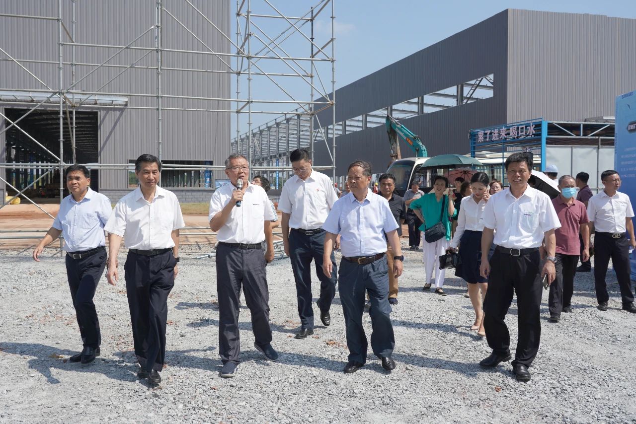 湖南省老科学技术工作者一行到访Z6官网智能