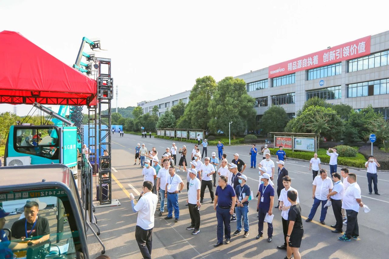 远程？+仿真培训！全球初创5G？胤抡媾嘌抵腔燮教ń艹隽料