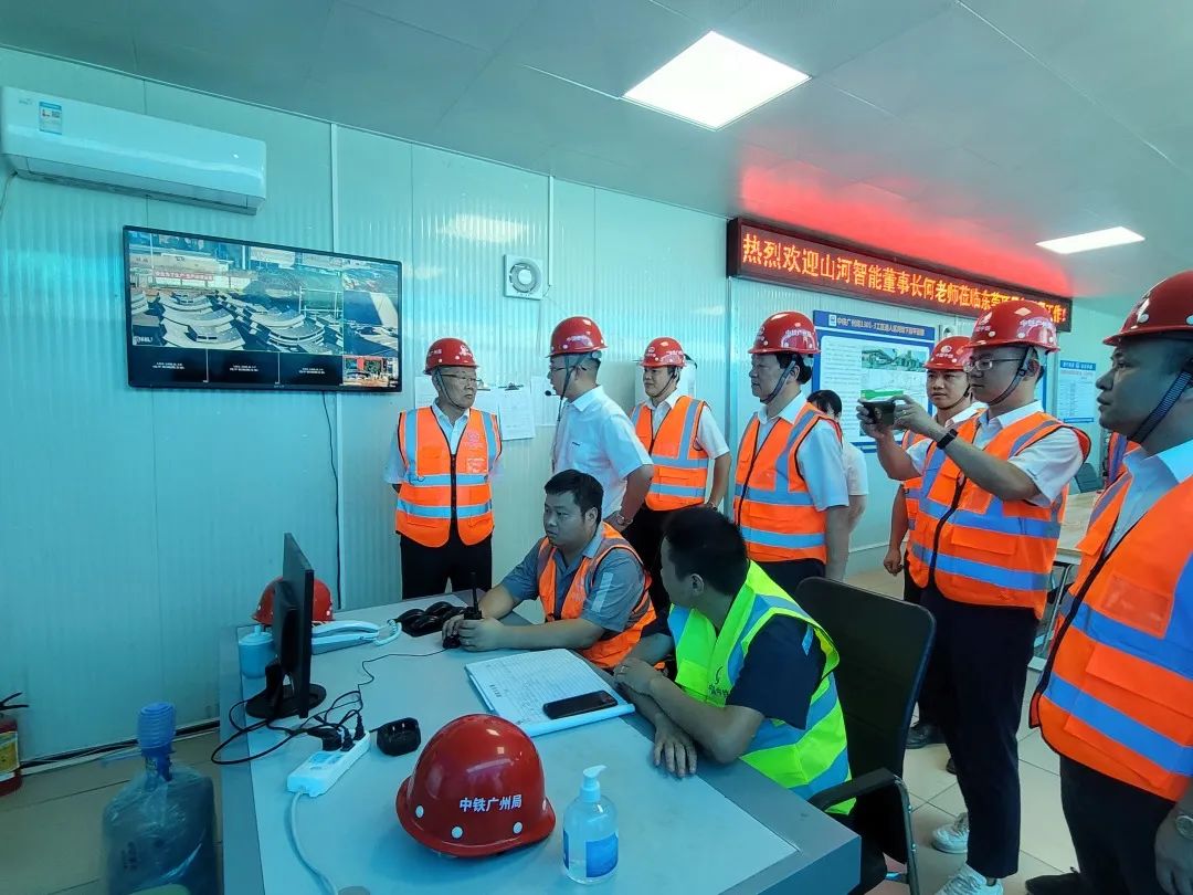 何清华调研中铁Z6官网东莞项目：阐扬“设备+工法+施工”优势，不休做大做强