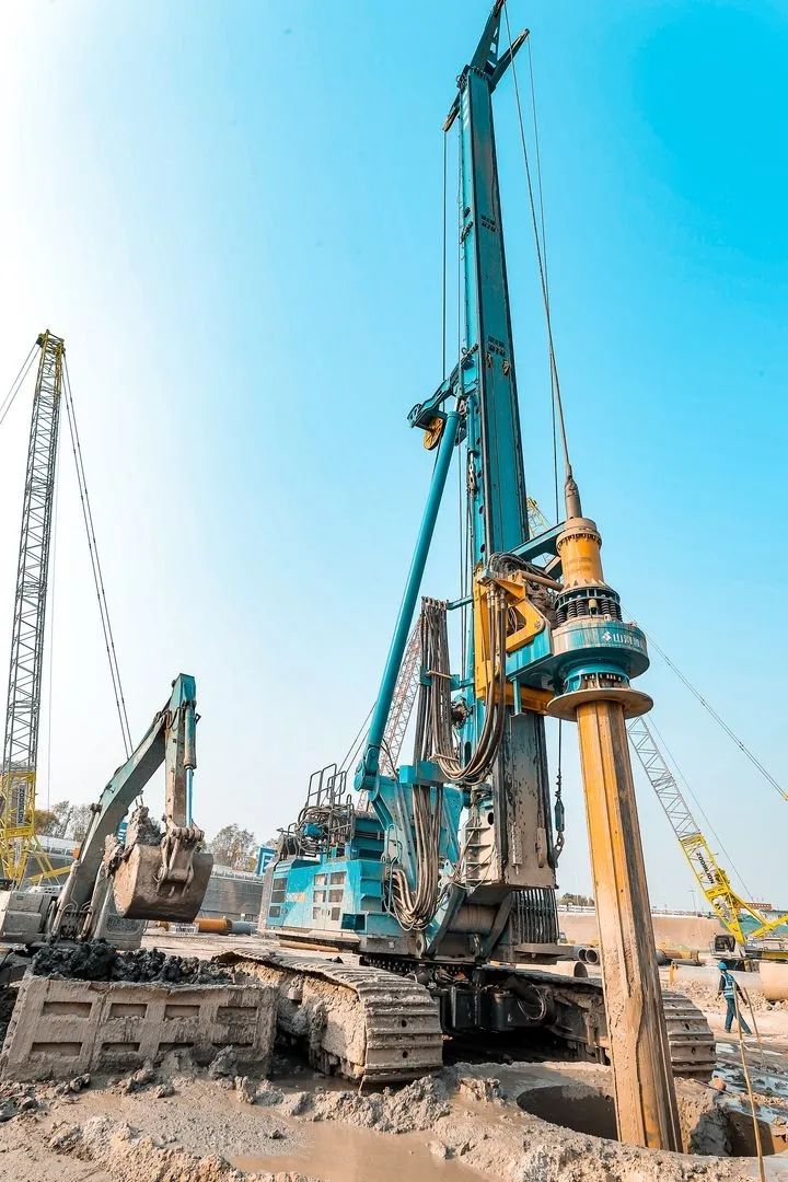 大国沉器！Z6官网智能超等设备助力北京城市副中心综合交通枢纽站建设