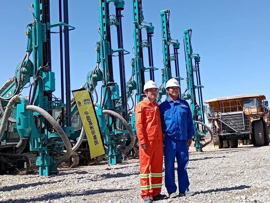 疫情当下，逆行非洲——Z6官网智能凿岩设备团队海表服务纪实