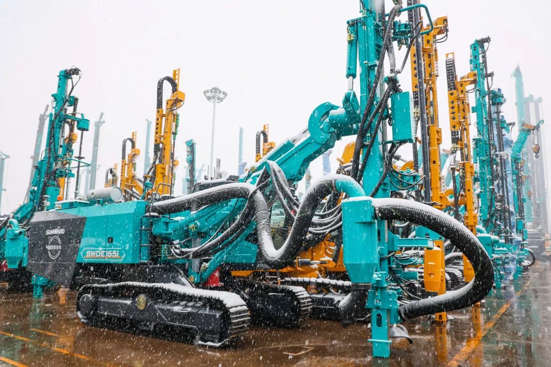 瑞雪兆丰年，邀您共赏雪中Z6官网！