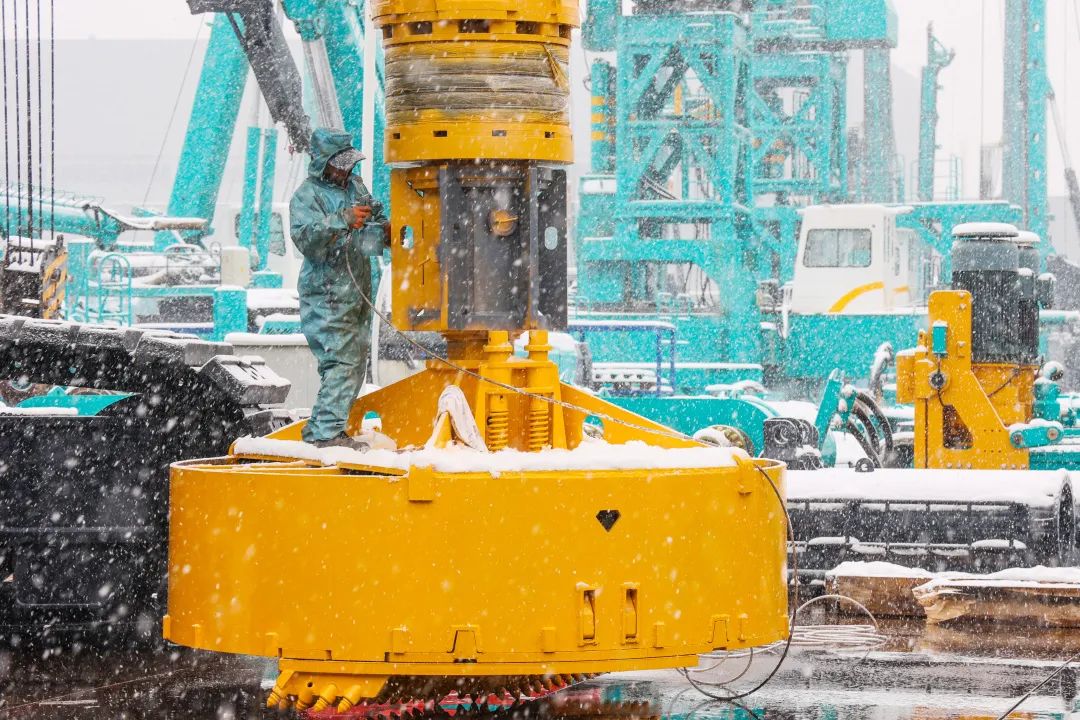 瑞雪兆丰年，邀您共赏雪中Z6官网！