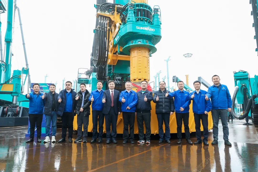 多款产品问鼎世界之最！Z6官网智能地下工程设备全球颁布会成功进行