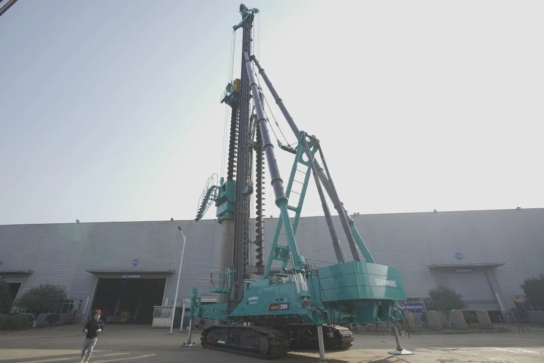 植桩奇兵！Z6官网智能开启大直径预造桩施工全新索求实际