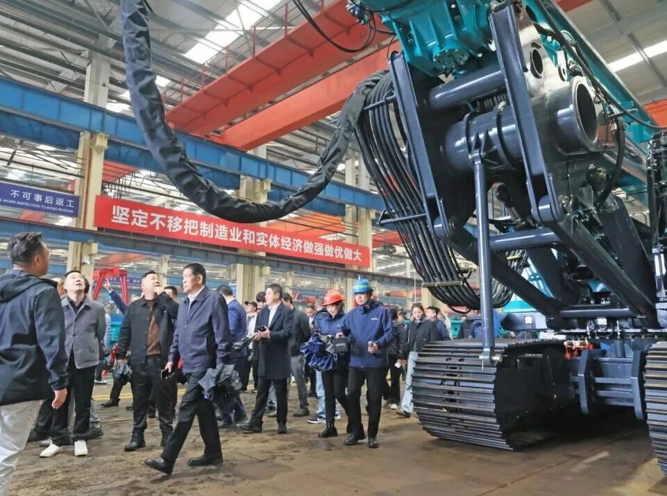 Z6官网智能进行电动旋挖钻机新品颁布会，收成1.2亿元订单